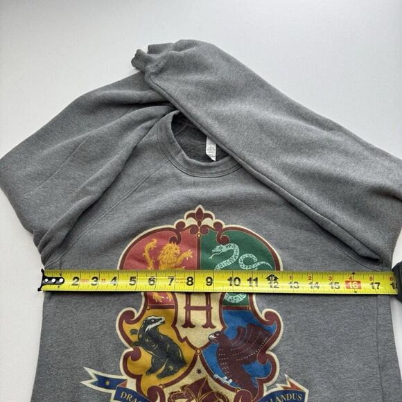 Harry Potter Hogwarts Sweatshirt Size S, SKU: 181-2637 - Picture 7 of 7